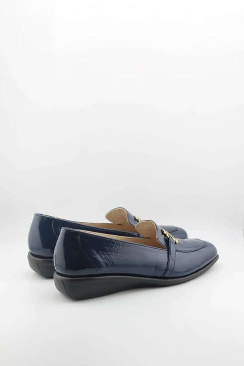 DFC Relax Leather Loafers with Metal Accent